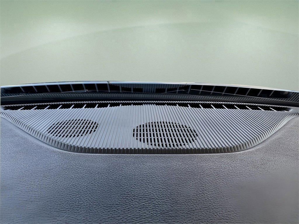 New 2025 Jeep Grand Cherokee Limited w/ Trailer Tow Package image 46