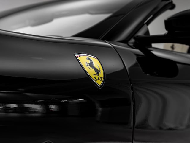 Used 2026 Ferrari Roma Spider RWD image 42