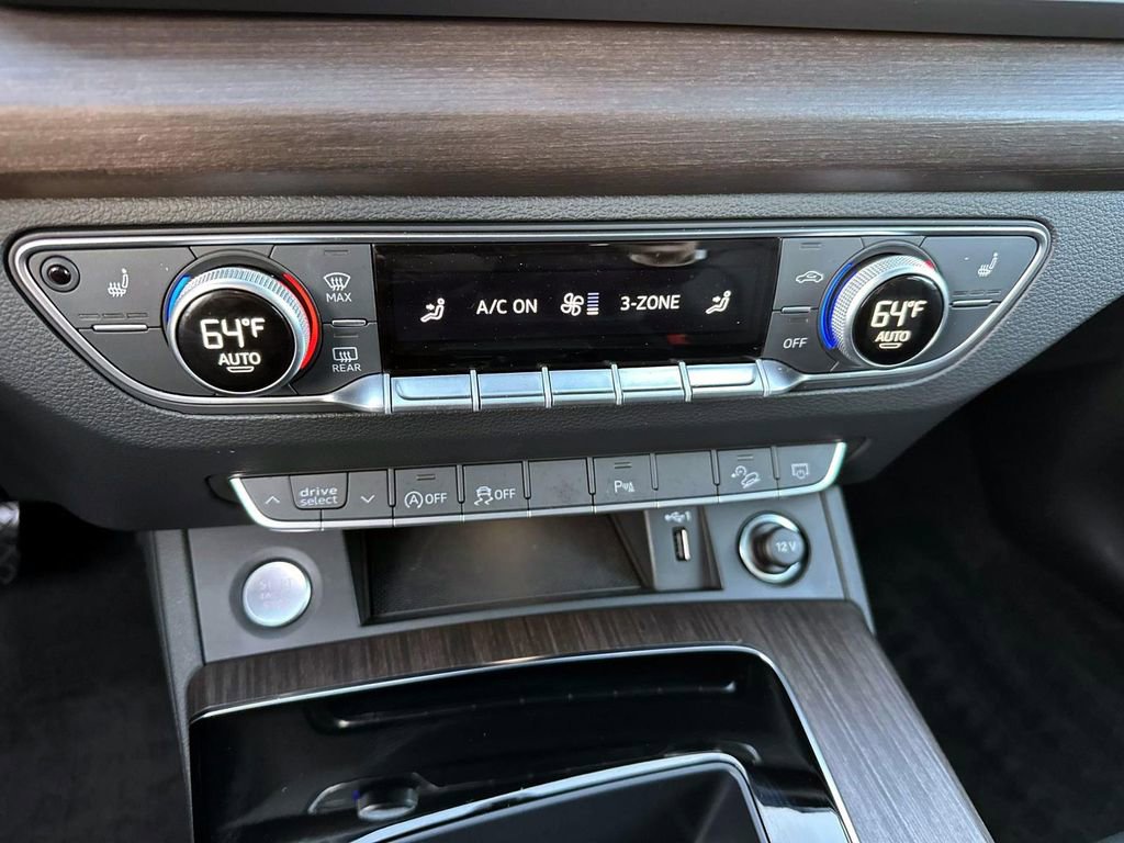 Used 2023 Audi Q5 2.0T Premium w/ Convenience Package image 23