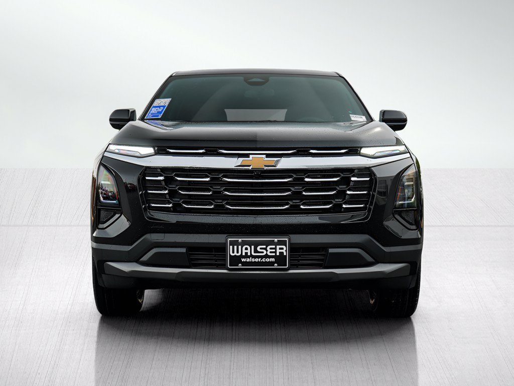 New 2026 Chevrolet Equinox LT FWD image 2