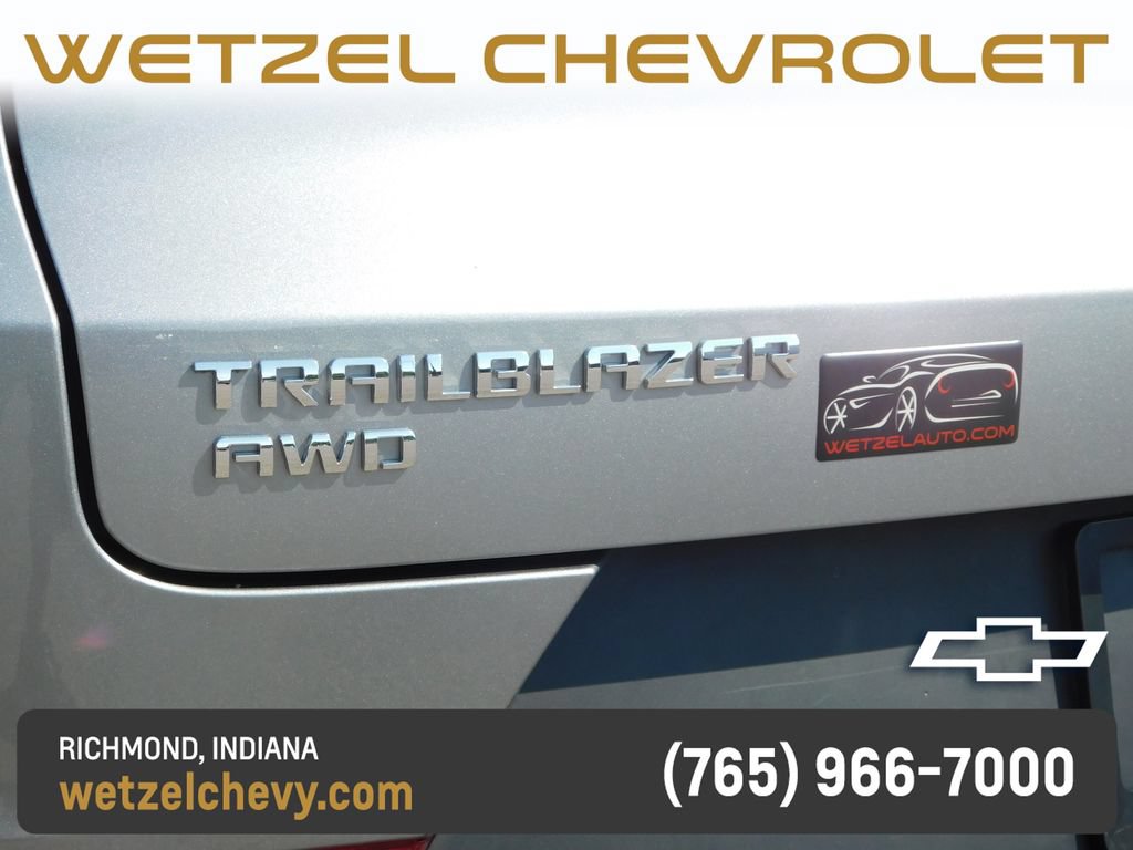 Used 2023 Chevrolet TrailBlazer LS AWD/4WD image 36