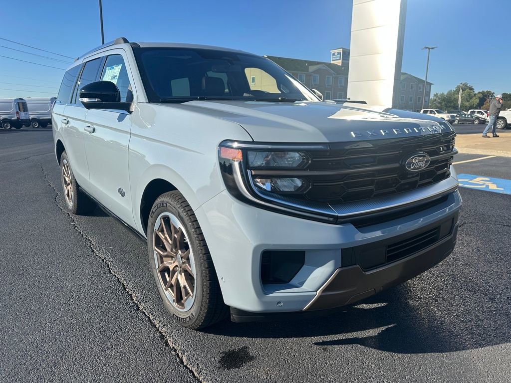New 2025 Ford Expedition King Ranch image 2