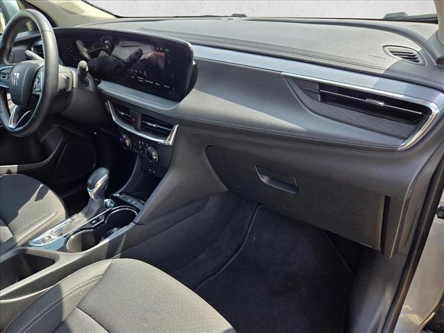 Used 2025 Buick Encore GX Preferred FWD image 19