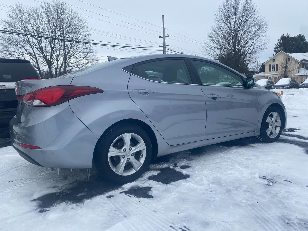 Used 2016 Hyundai Elantra Value Edition image 3