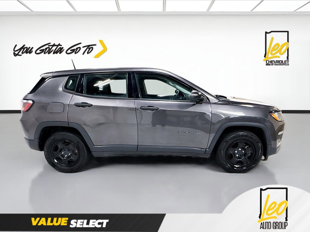 Used 2018 Jeep Compass Sport FWD image 4