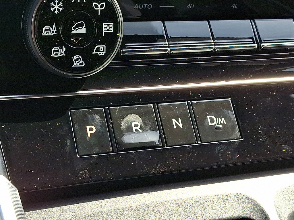 New 2026 Nissan Armada SL w/ Captain's Chari Seat Package image 7