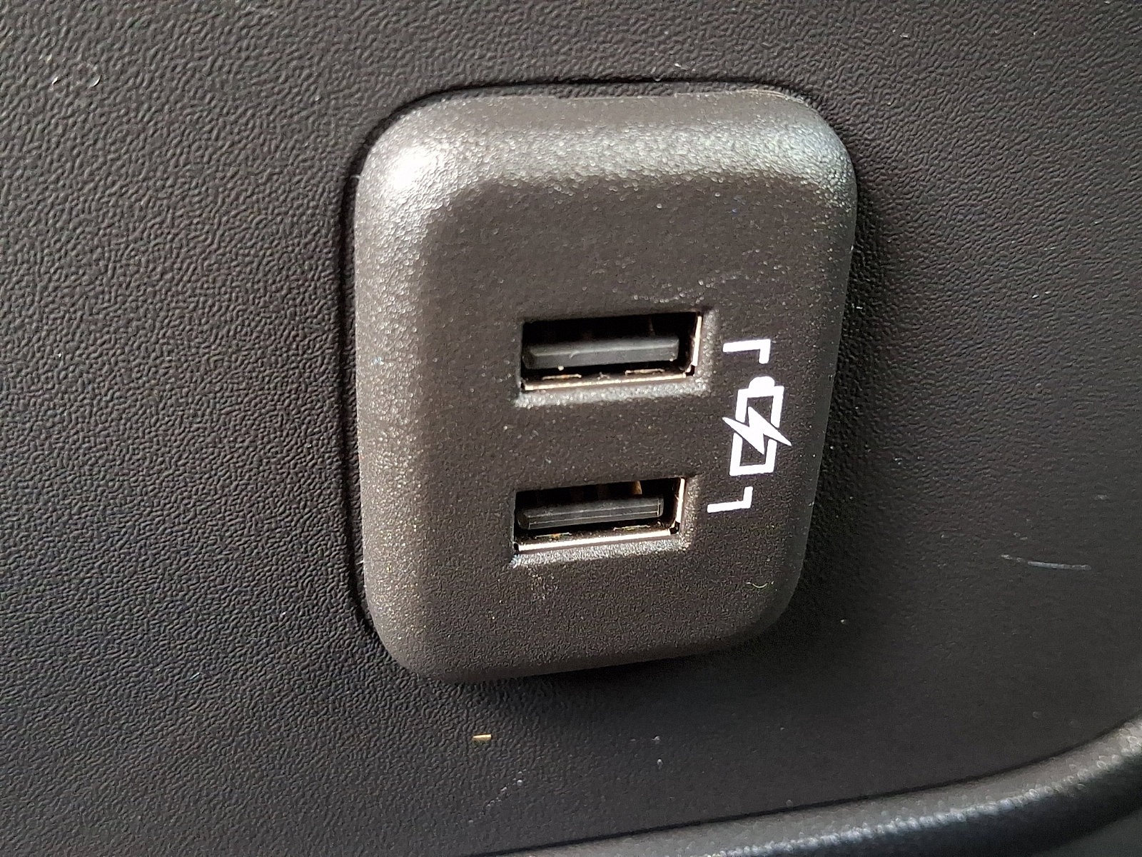 Used 2021 GMC Terrain SLE w/ Driver Convenience Package image 11