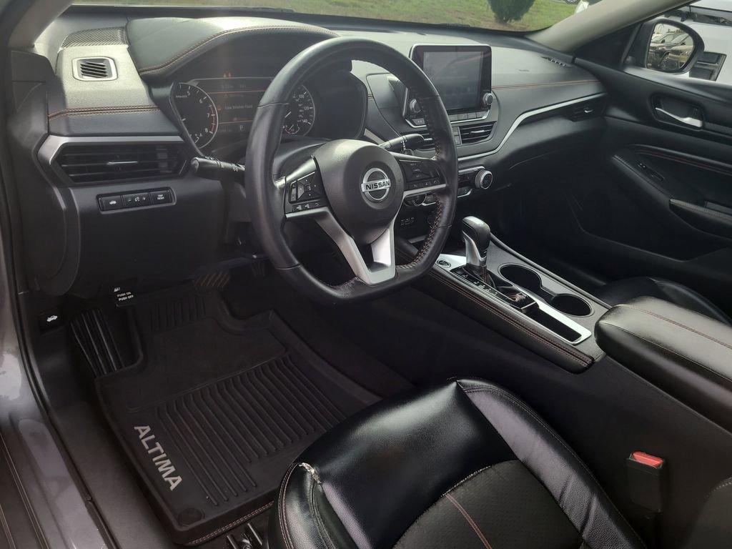 Used 2022 Nissan Altima 2.5 SR w/ Midnight Edition Package FWD image 19