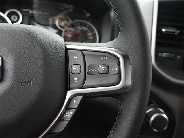 New 2026 RAM 1500 4x4 Crew Cab image 31