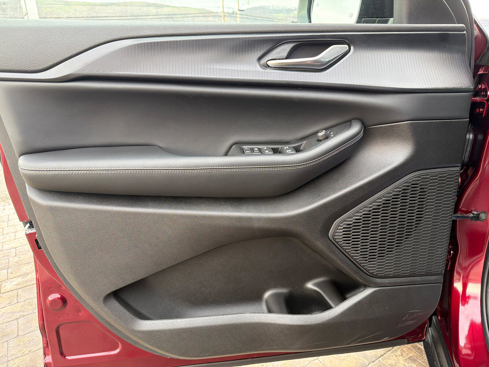 New 2026 Jeep Grand Cherokee Laredo X image 12