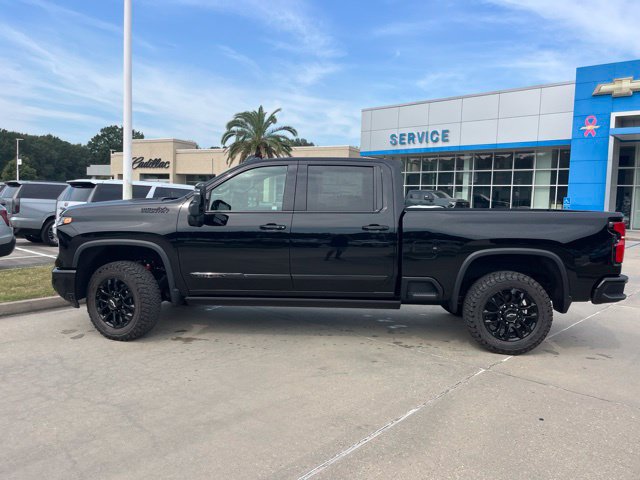 New 2026 Chevrolet Silverado 2500 High Country w/ Midnight Edition AWD/4WD image 4