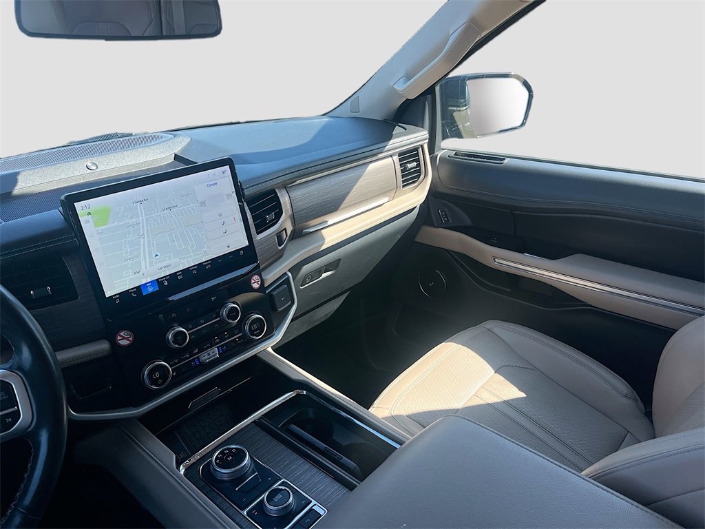 Used 2024 Ford Expedition Max Limited image 25