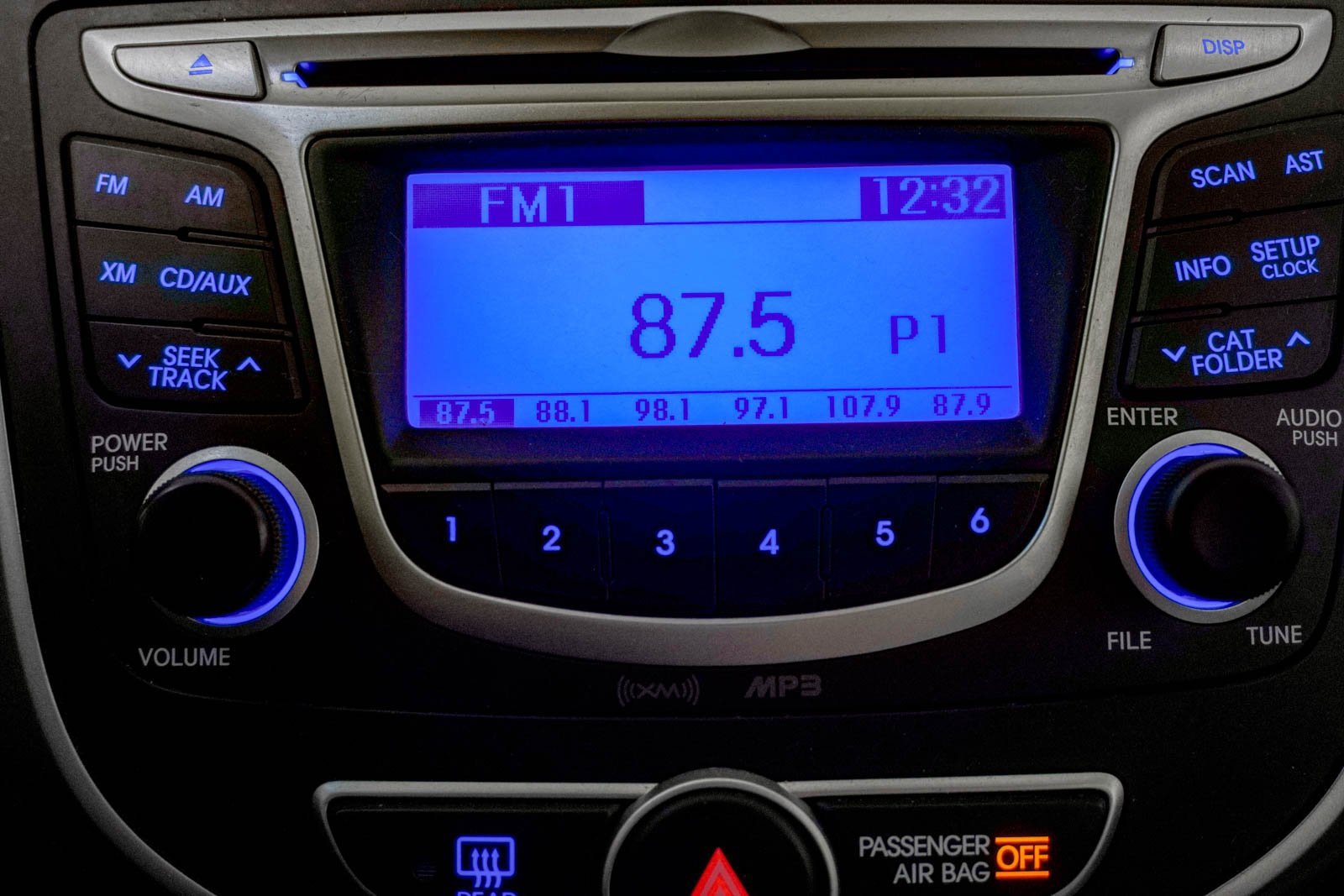 Used 2013 Hyundai Accent GLS image 24