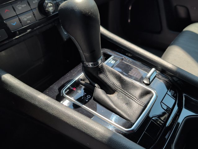 Used 2023 Jeep Compass Limited AWD/4WD image 19