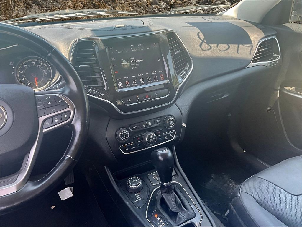 Used 2021 Jeep Cherokee Limited image 6