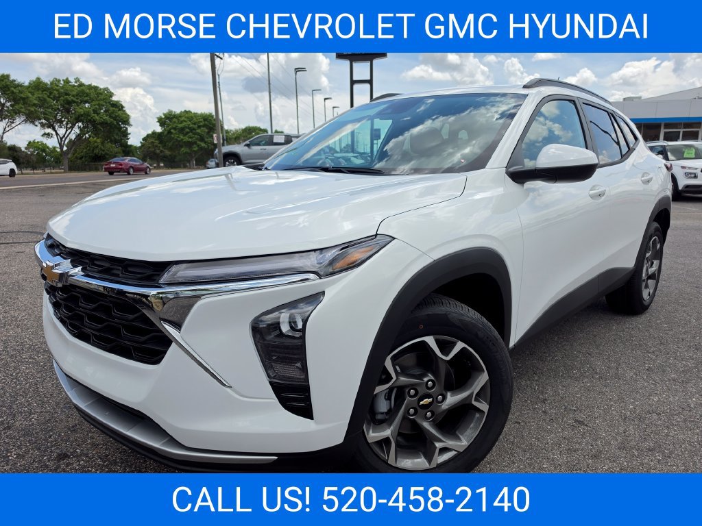 New 2026 Chevrolet Trax LT w/ Driver Confidence Package FWD image 1