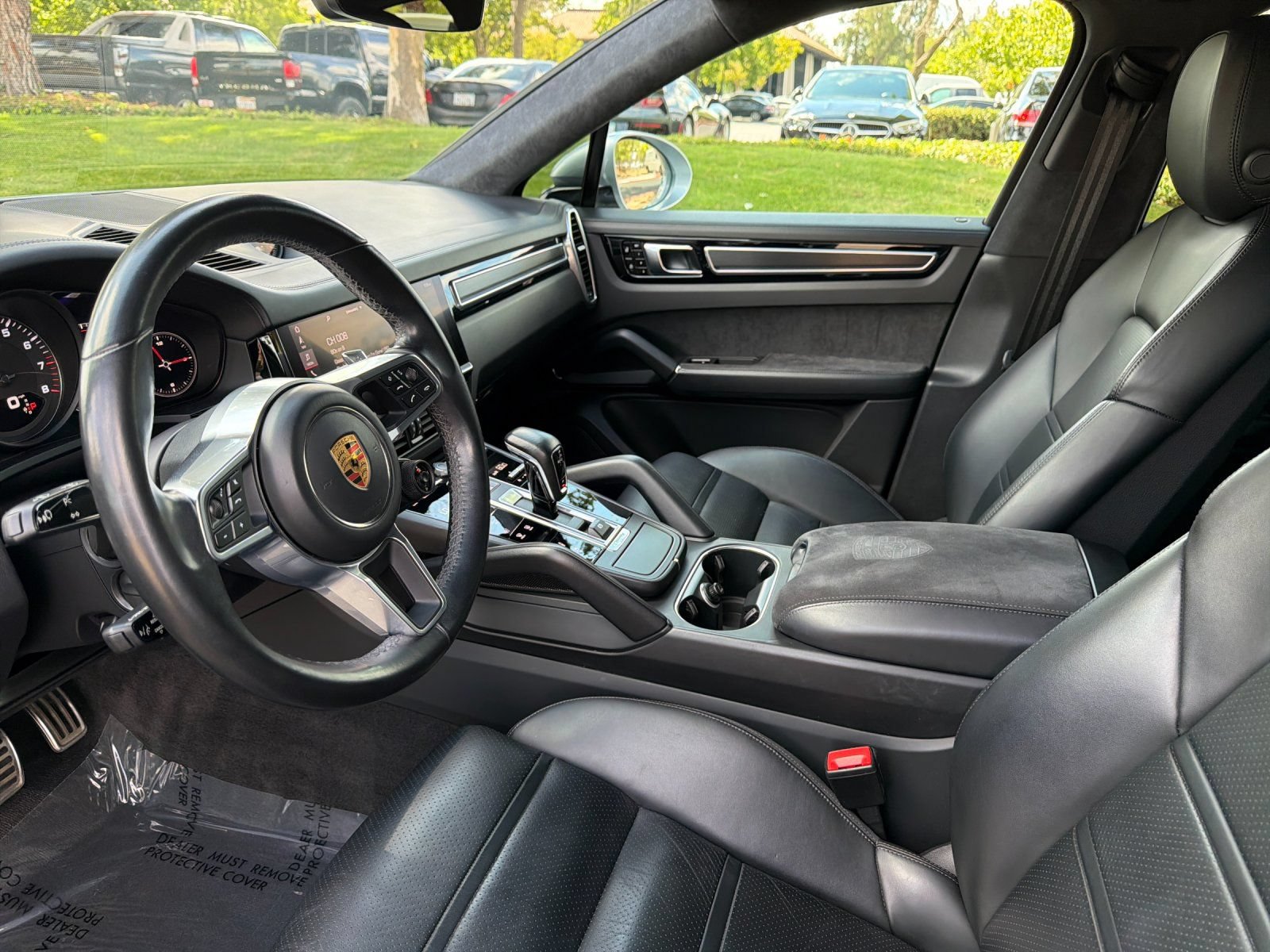 Used 2021 Porsche Cayenne GTS AWD/4WD image 9