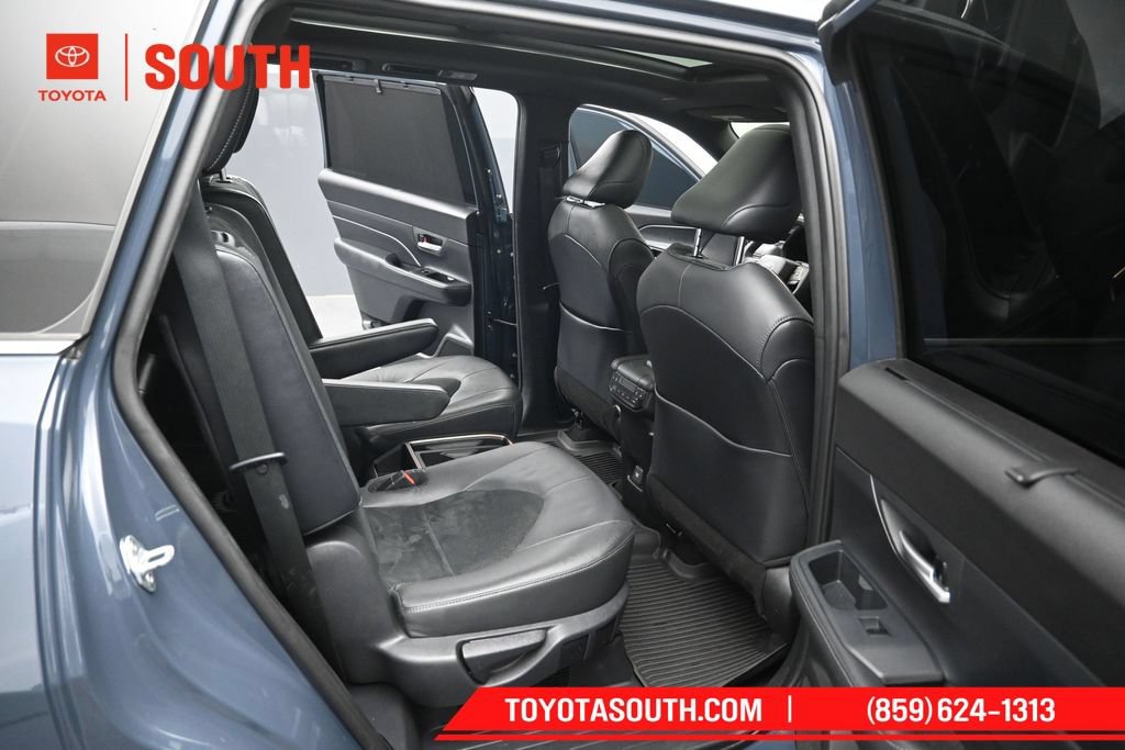 Used 2024 Toyota Grand Highlander AWD Hybrid image 35
