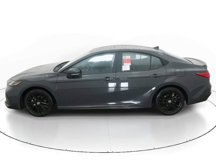 New 2026 Toyota Camry SE image 3