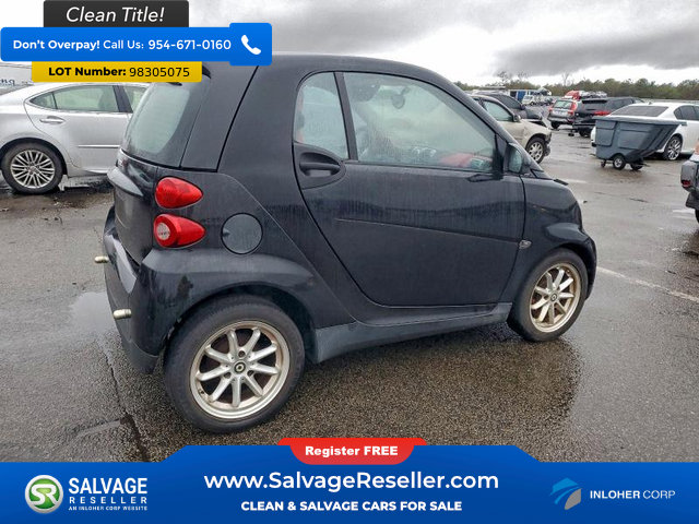 Used 2010 smart fortwo Coupe image 4