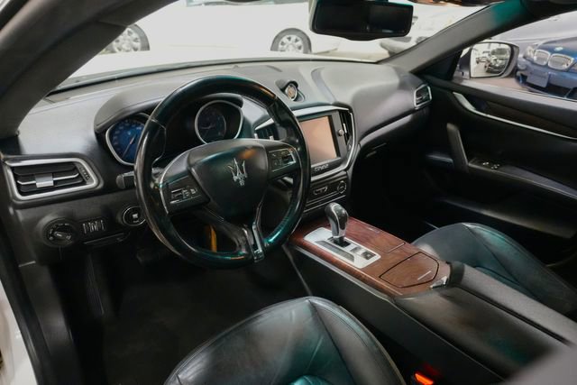 Used 2014 Maserati Ghibli RWD image 16