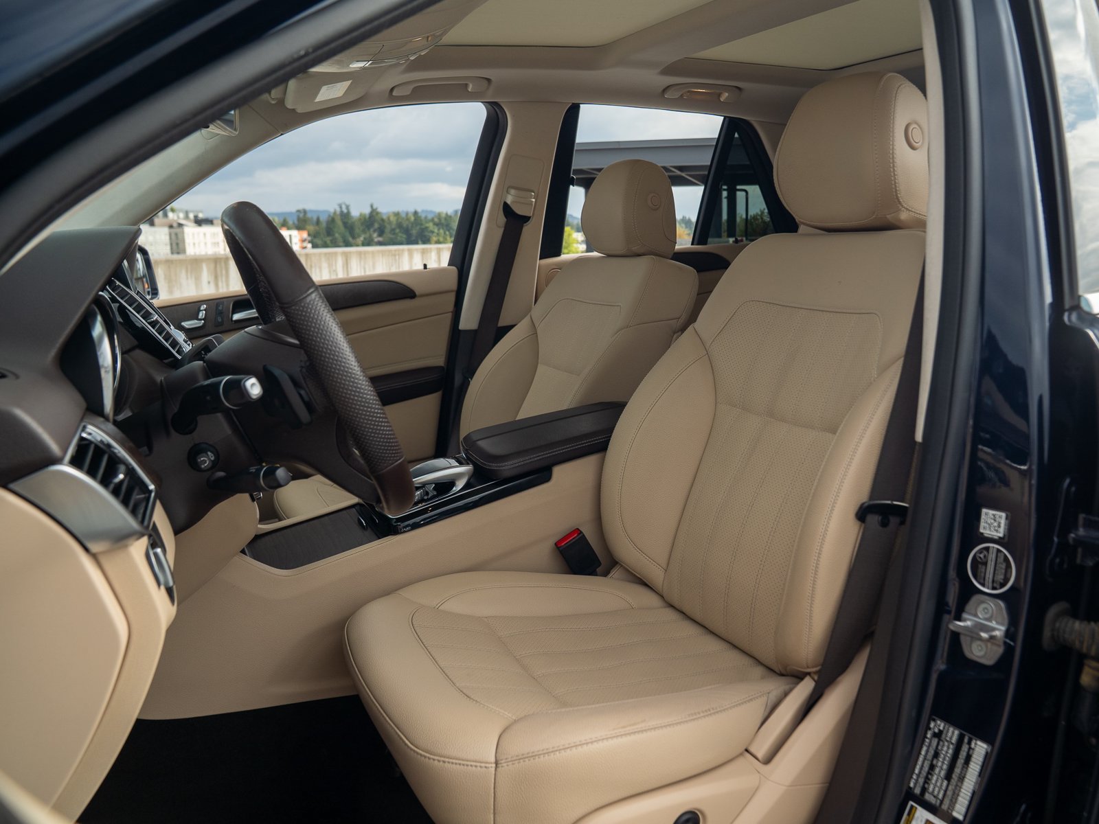 Used 2018 Mercedes-Benz GLE 350 4MATIC image 24