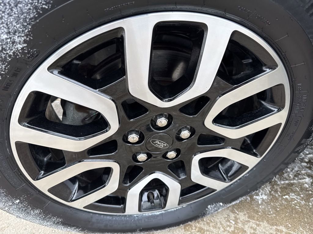 Certified 2024 Ford Maverick Lariat image 35