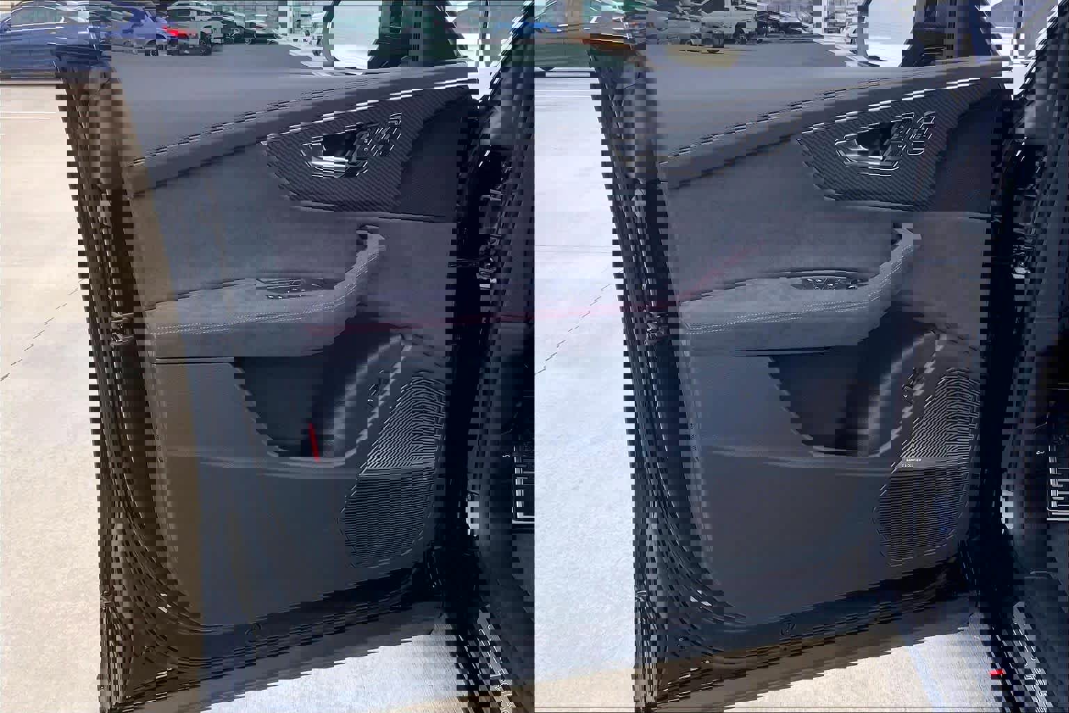 Used 2026 Audi RS Q8 performance image 25