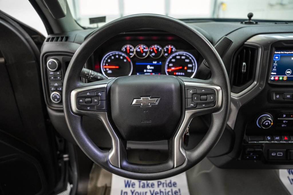 Used 2021 Chevrolet Silverado 1500 Custom Trail Boss w/ Safety Confidence Package AWD/4WD image 31