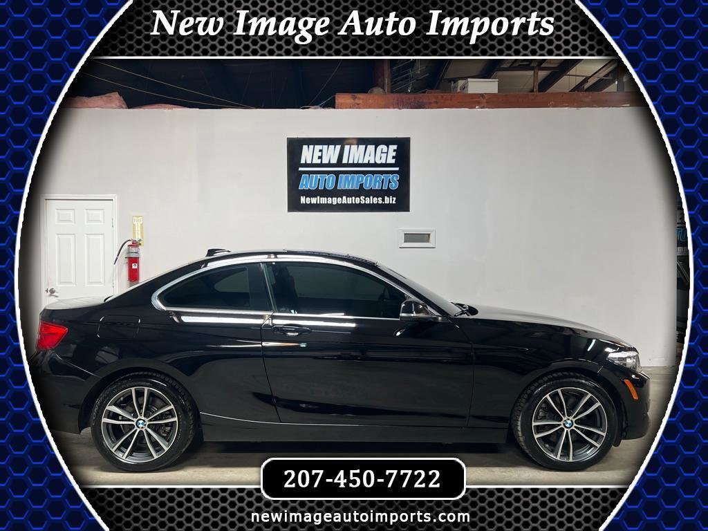 Used 2019 BMW 230i Coupe image 1