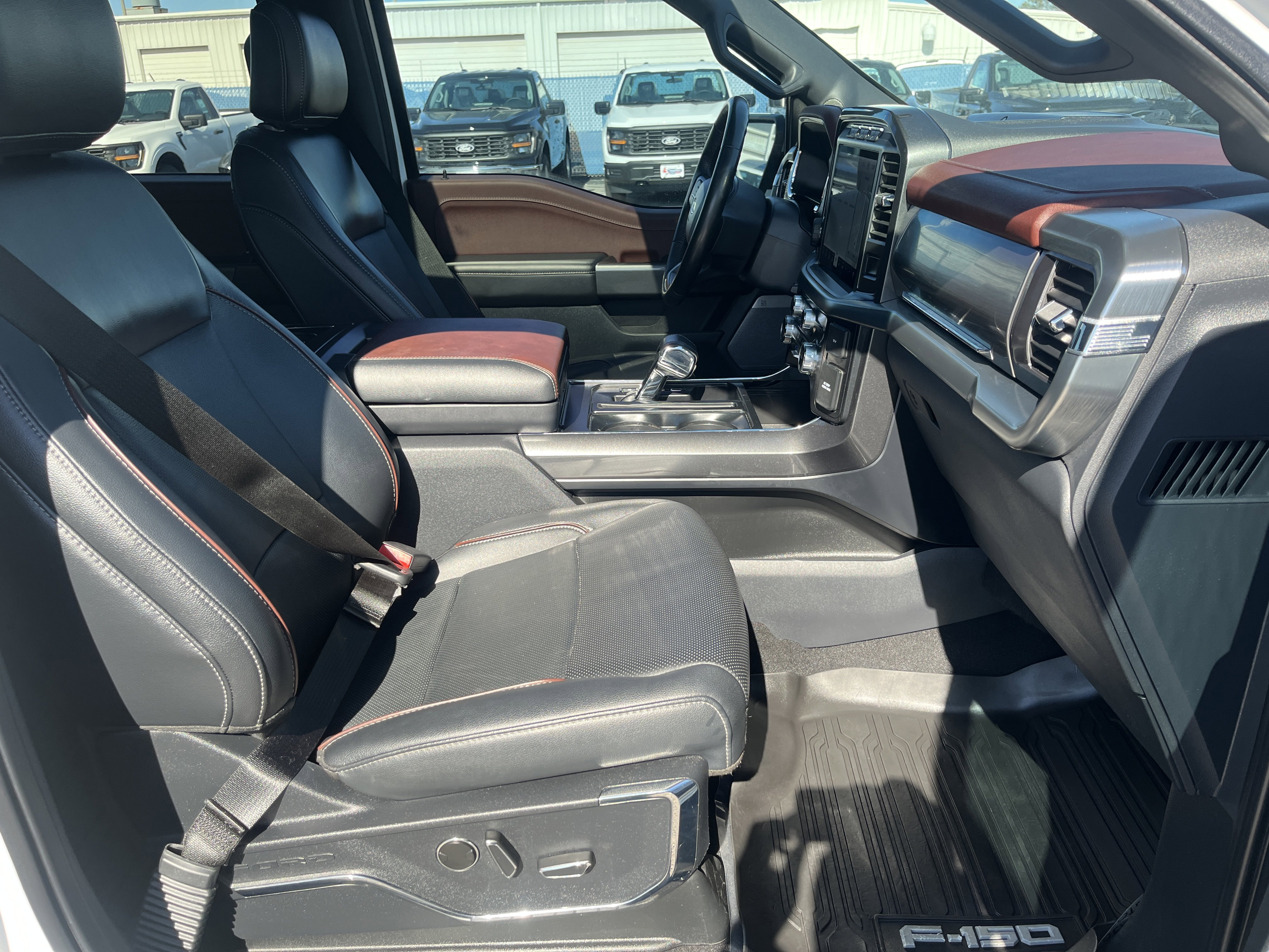 Used 2023 Ford F150 Lariat w/ Equipment Group 502A High image 17