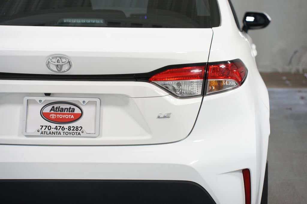 Certified 2025 Toyota Corolla LE image 10