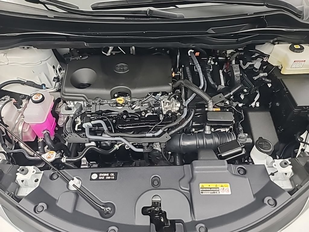 Used 2026 Toyota Sienna LE FWD image 43