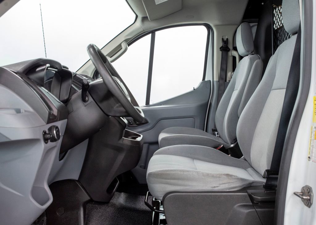 Used 2016 Ford Transit 150 130 Low Roof RWD image 7
