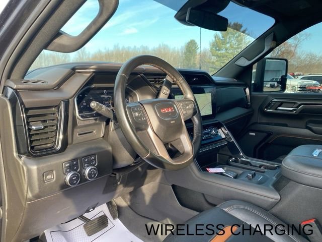 Used 2024 GMC Sierra 2500 AT4 w/ AT4 Preferred Package image 13
