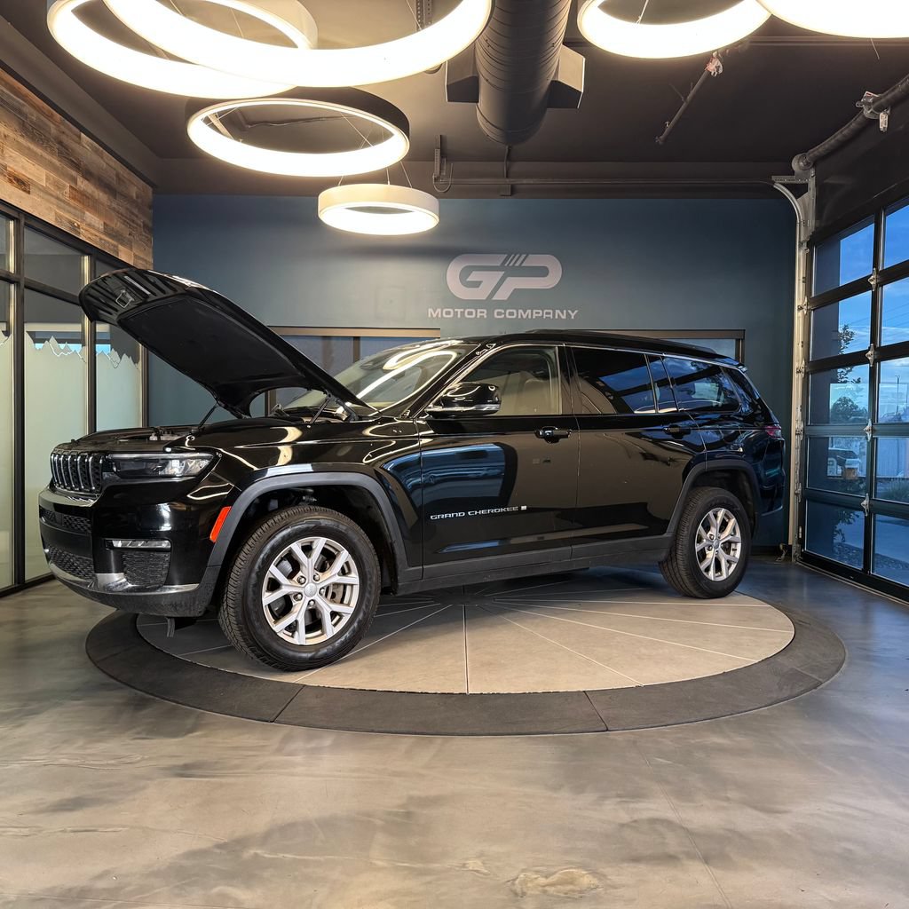 Used 2021 Jeep Grand Cherokee L Limited AWD/4WD image 25