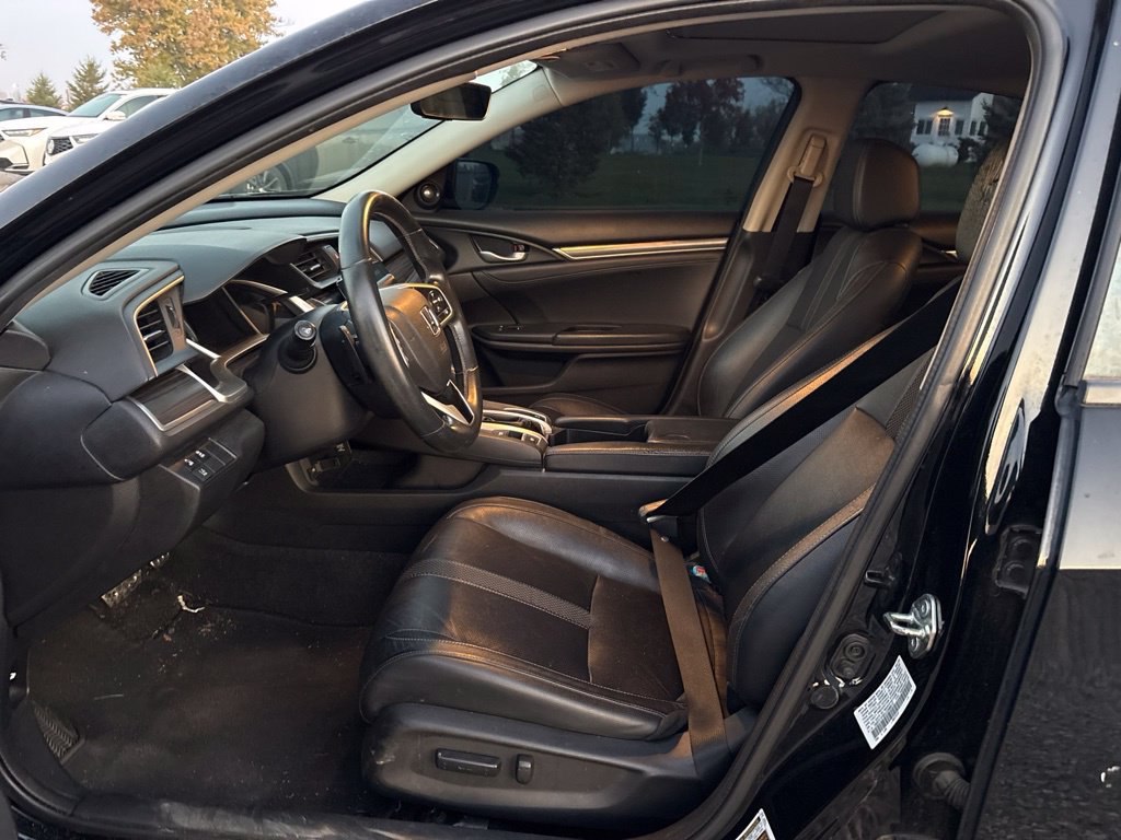 Used 2020 Honda Civic Touring image 14