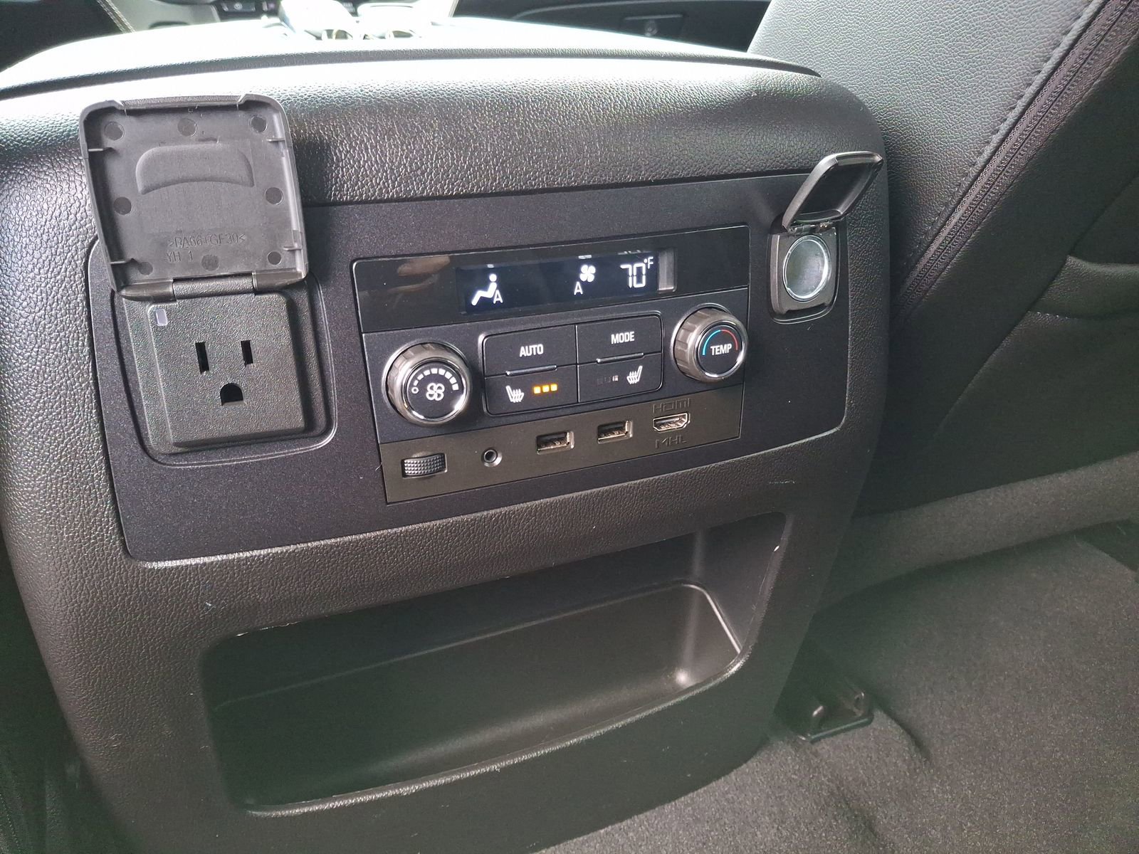 Used 2020 Chevrolet Tahoe Premier image 13