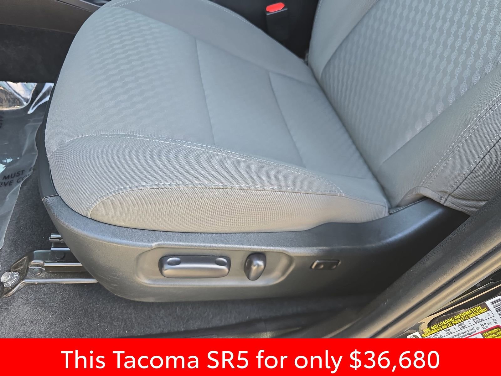 Used 2023 Toyota Tacoma SR5 AWD/4WD image 36