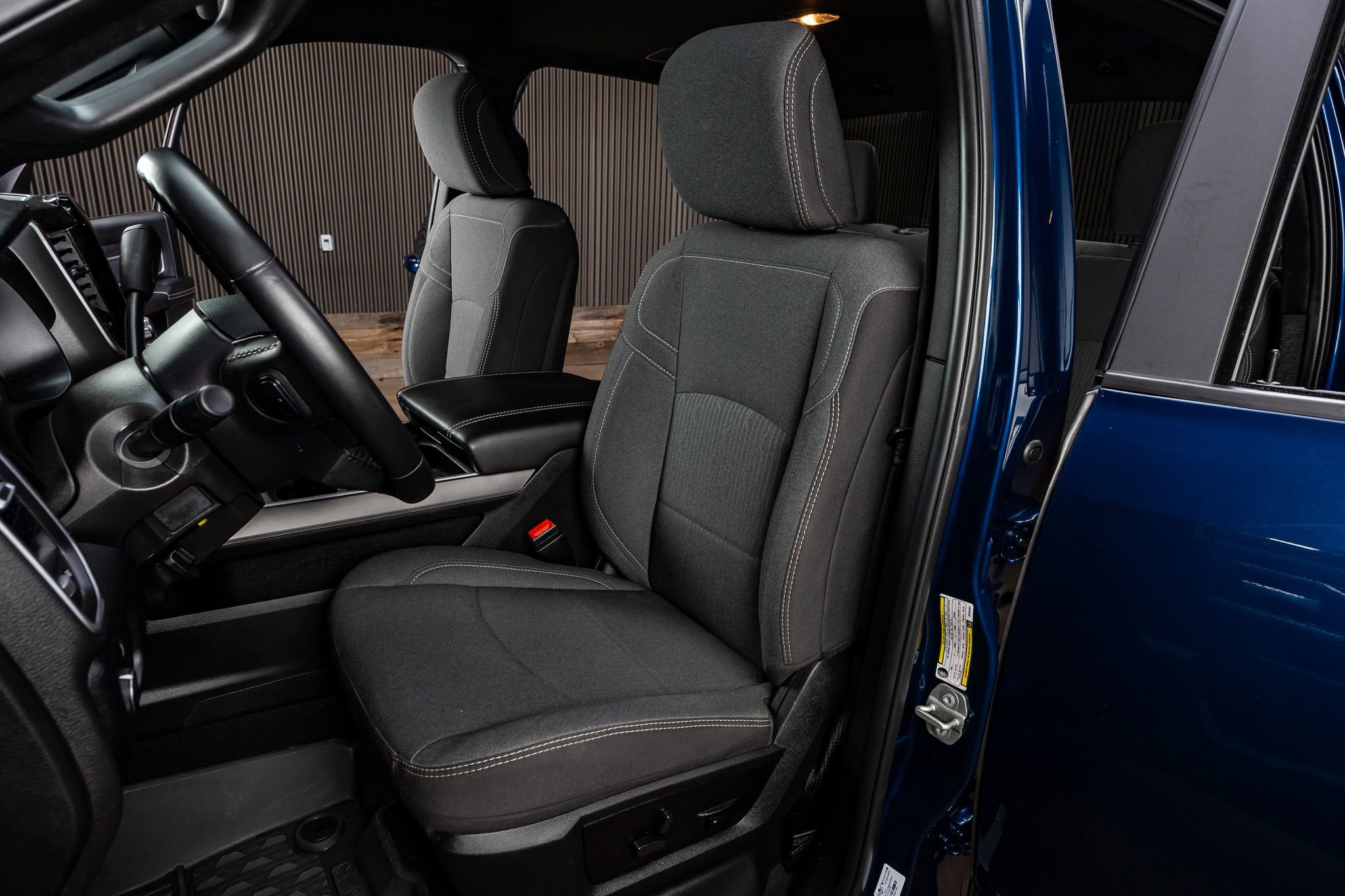 Used 2024 RAM 3500 Big Horn w/ Night Edition image 29