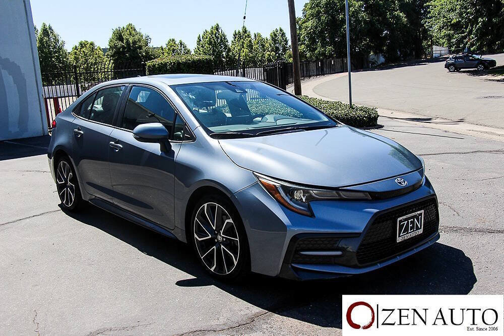 Used 2020 Toyota Corolla XSE FWD image 1