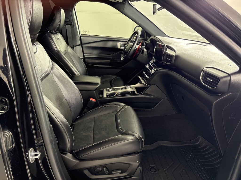 Used 2021 Ford Explorer ST image 44