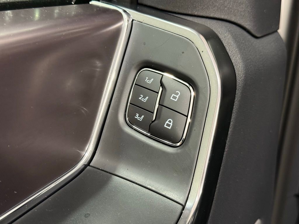 New 2025 Ford F150 Platinum w/ FX4 Off-Road Package AWD/4WD image 19