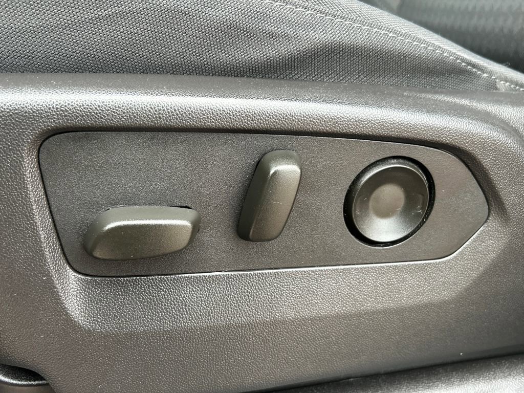 Used 2024 Chevrolet Silverado 1500 Custom Trail Boss w/ LPO, Dark Essentials Package image 20