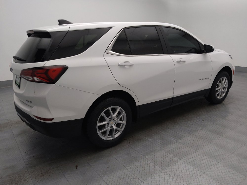 Used 2024 Chevrolet Equinox LT image 10