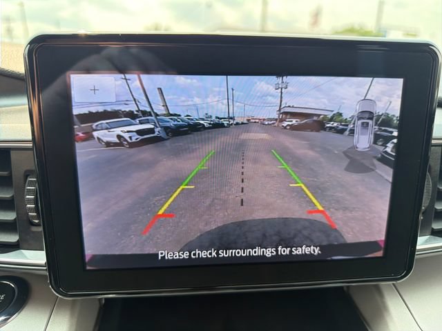 Used 2023 Ford Explorer XLT w/ Equipment Group 202A AWD/4WD image 22
