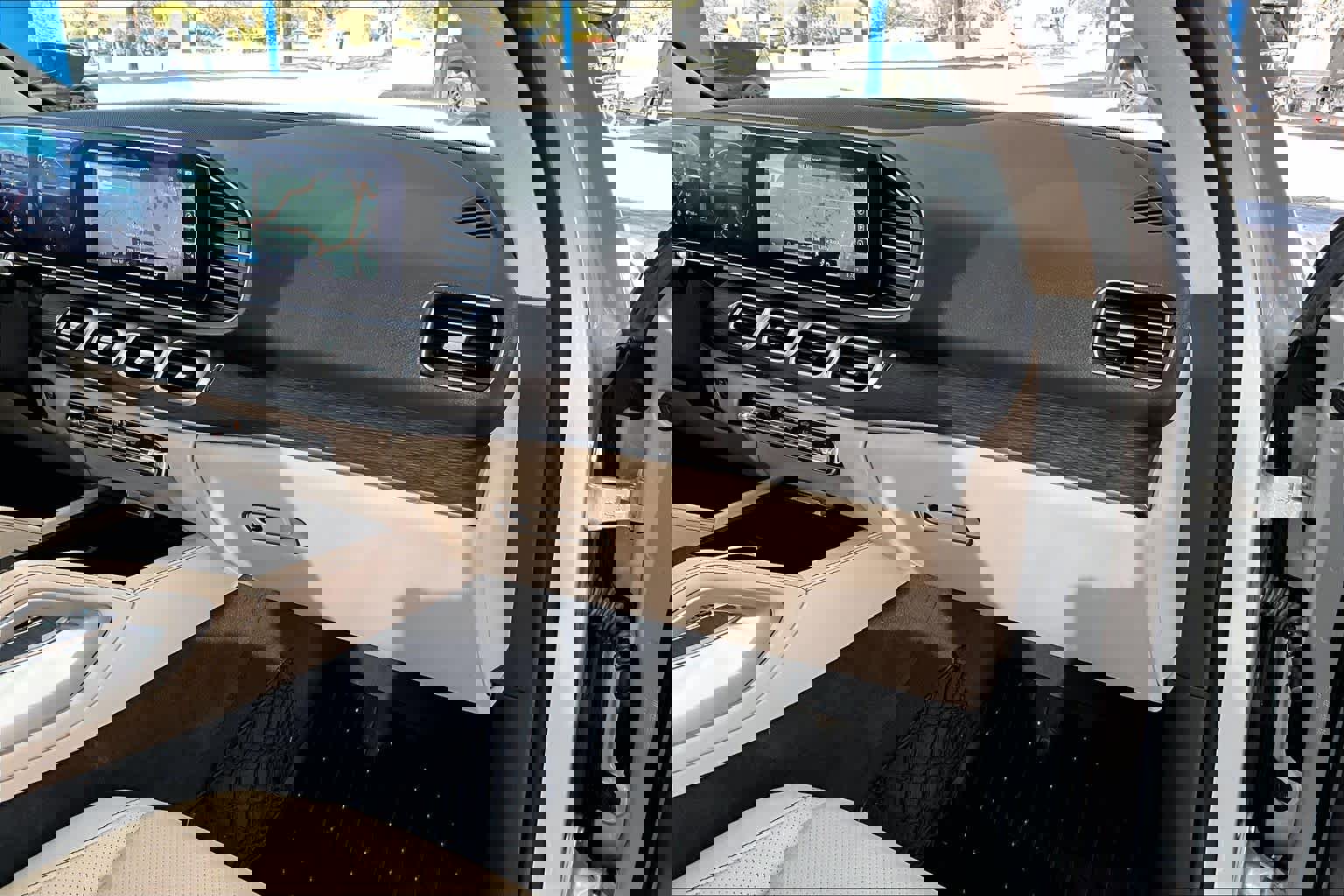 Used 2020 Mercedes-Benz GLE 350 4MATIC image 19