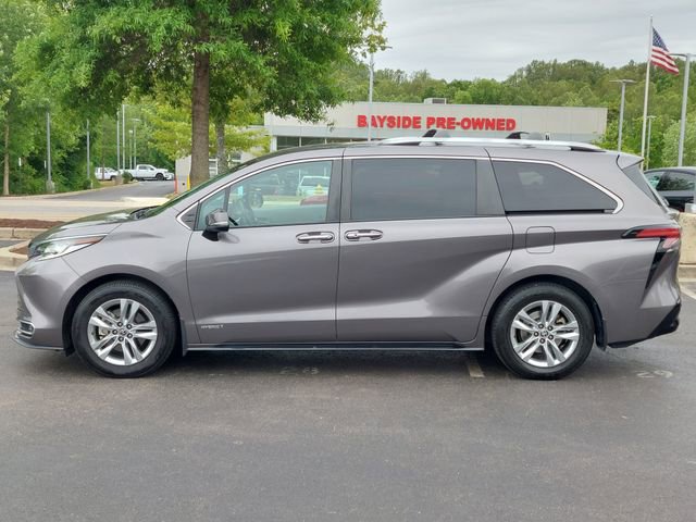 Used 2021 Toyota Sienna Limited FWD image 6