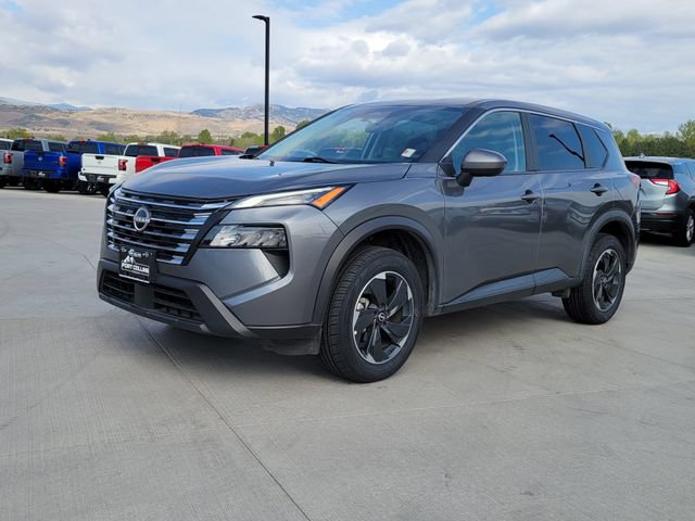 Used 2024 Nissan Rogue SV AWD/4WD image 1