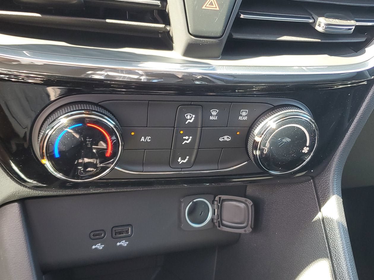 New 2026 Buick Encore GX Sport Touring FWD image 22